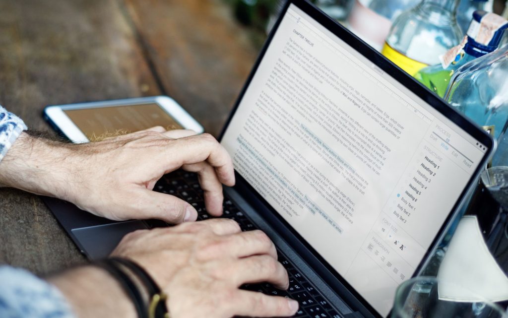 Como a baixa e a audição automatizada de documentos fiscais impacta no trabalho?